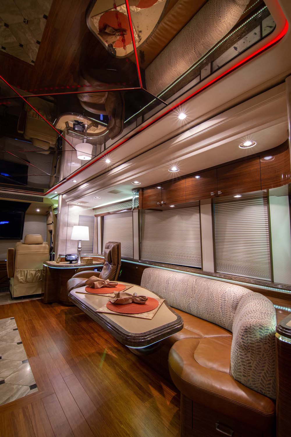 2010 Prevost Marathon XLII For Sale