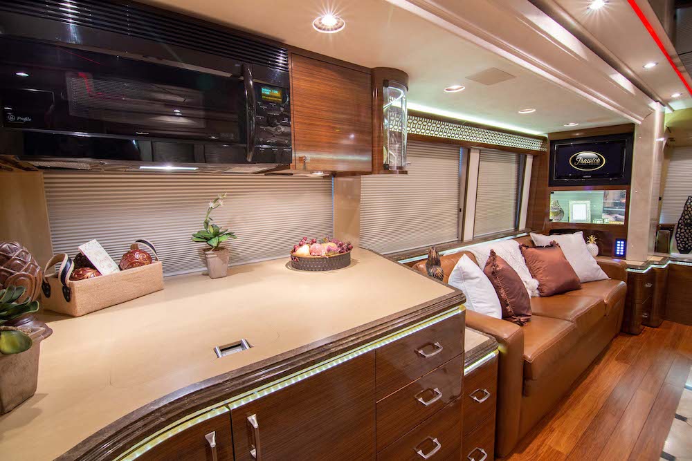 2010 Prevost Marathon XLII For Sale