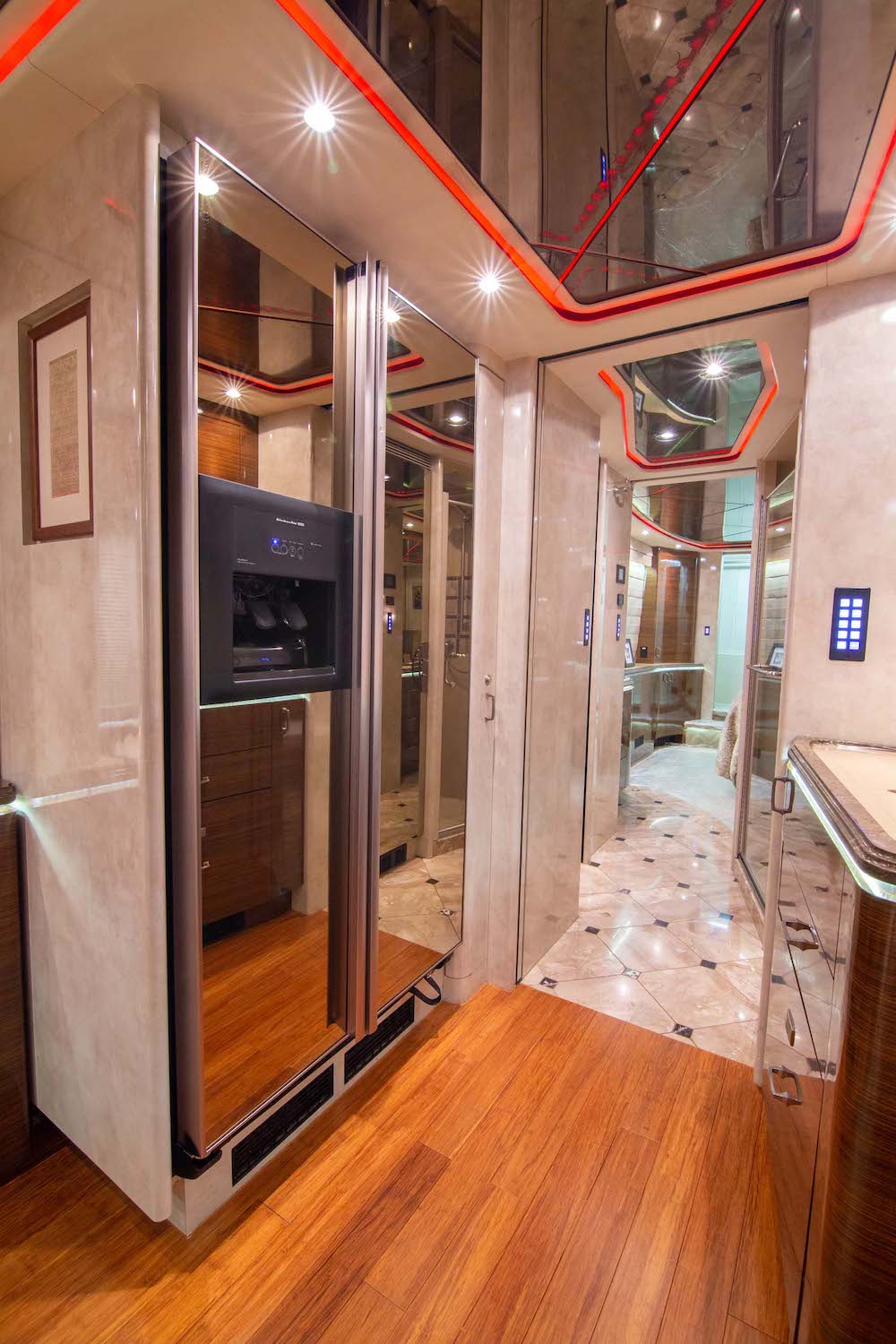 2010 Prevost Marathon XLII For Sale