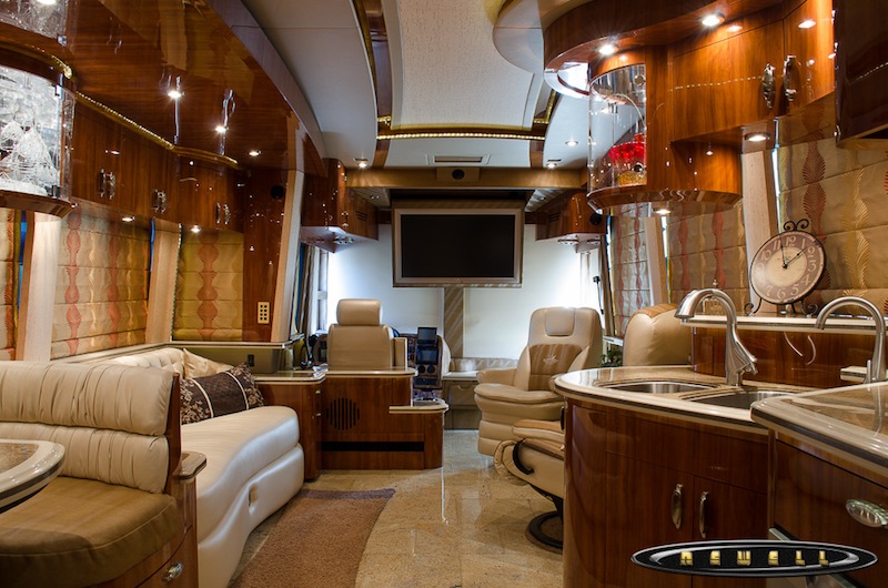 2010 Prevost Parliament XLII For Sale