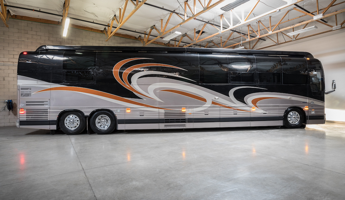 2010 Prevost XLII For Sale