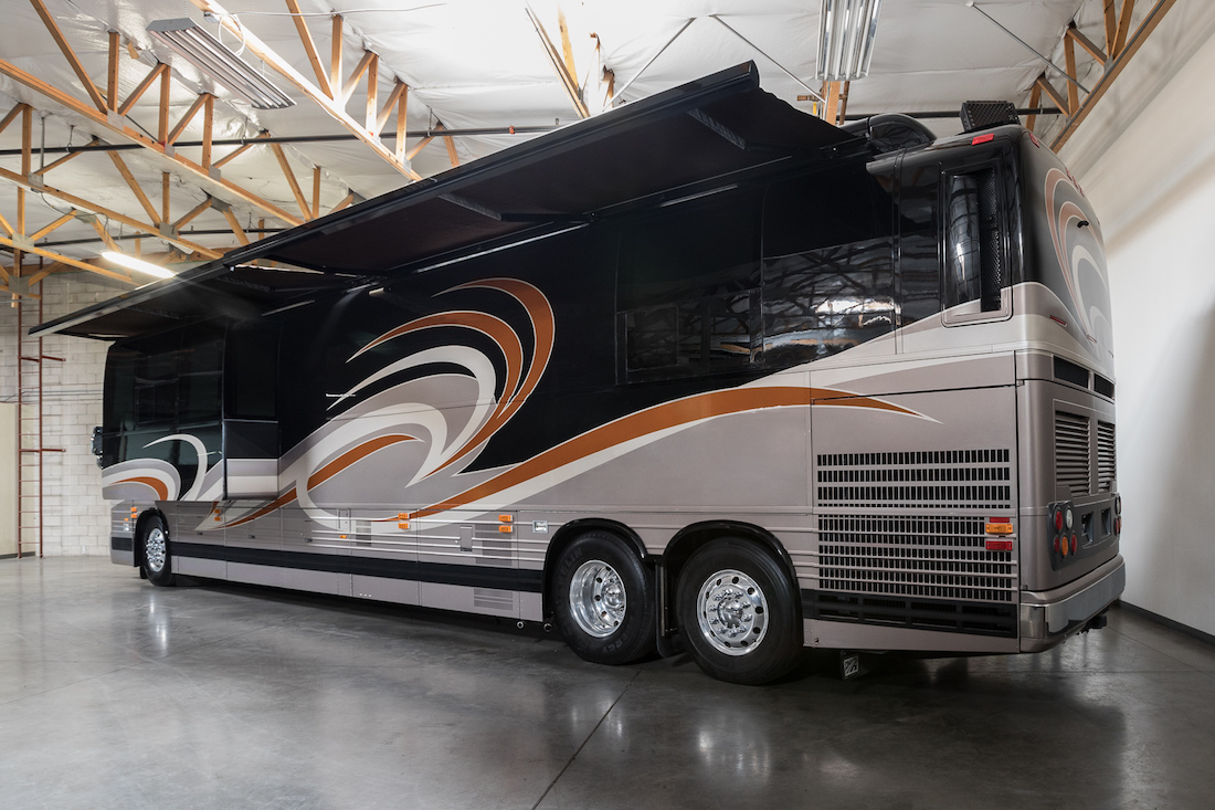 2010 Prevost XLII For Sale