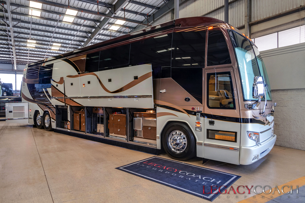 2011 Prevost Featherlite H3-45 For Sale