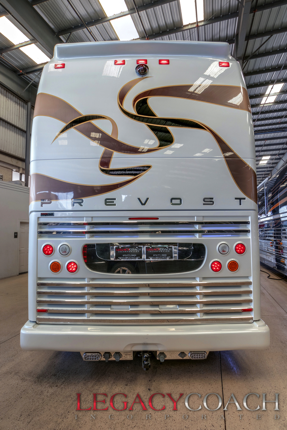 2011 Prevost Featherlite H3-45 For Sale