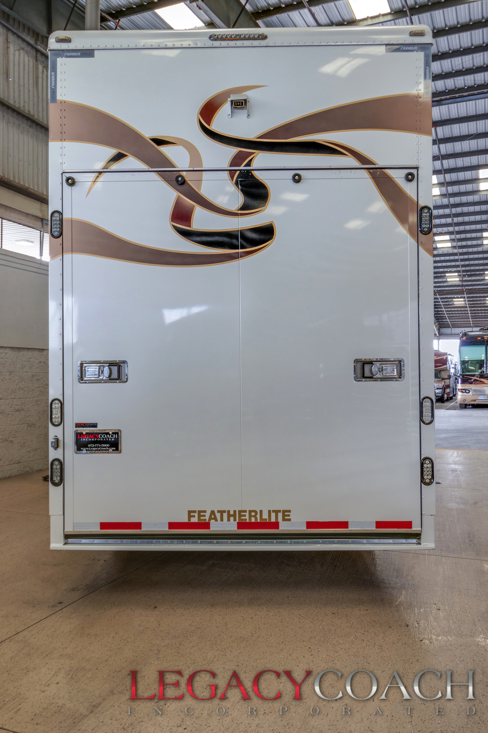 2011 Prevost Featherlite H3-45 For Sale