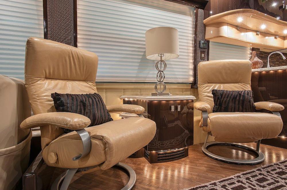 2011 Prevost Liberty H3-45 For Sale