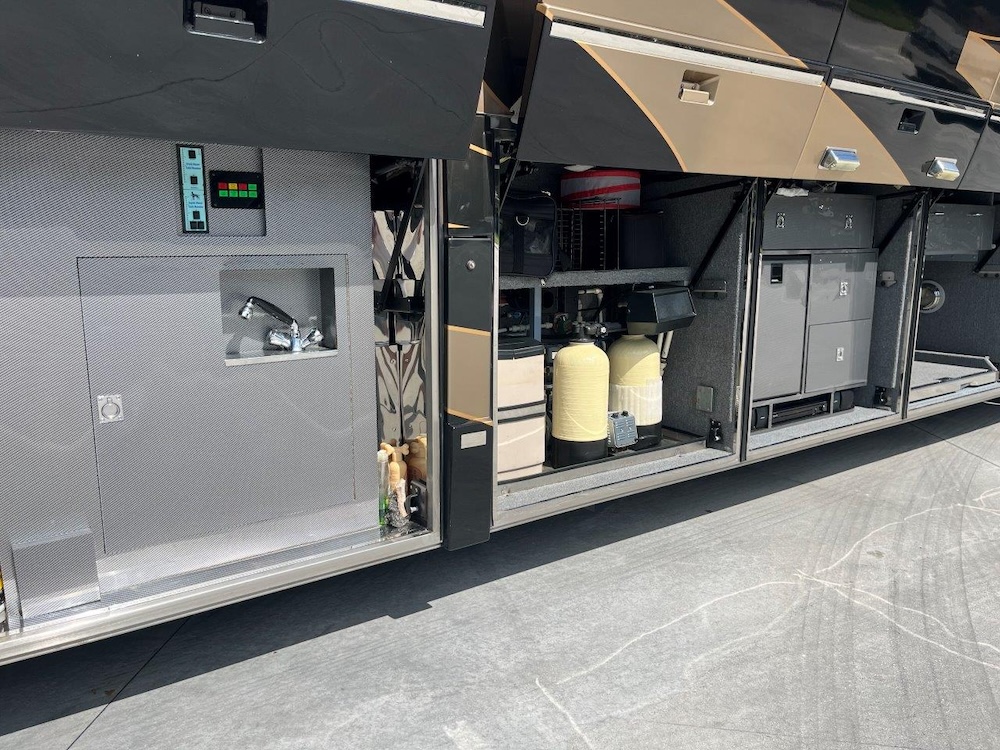 2011 Prevost Liberty H3-45 For Sale