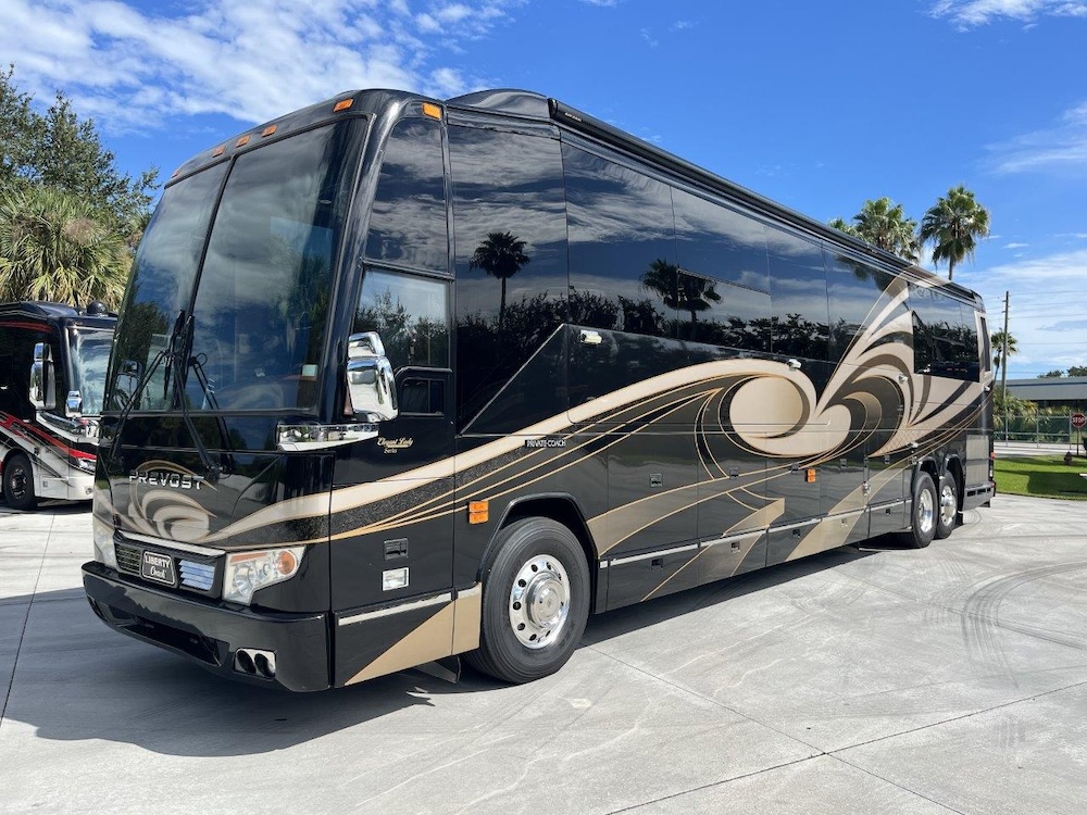 2011 Prevost Liberty H3-45 For Sale