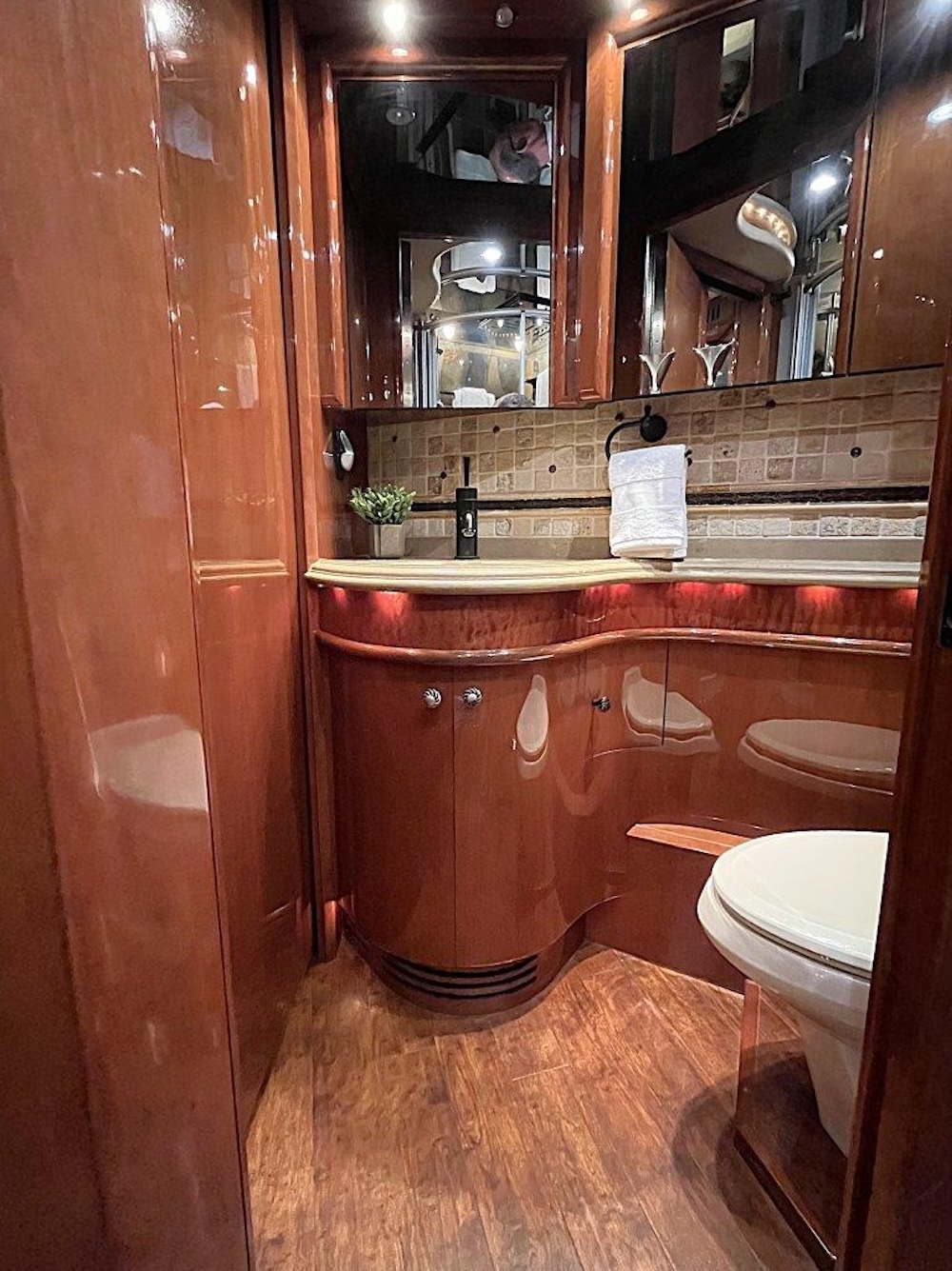 2011 Prevost Liberty H3-45 For Sale