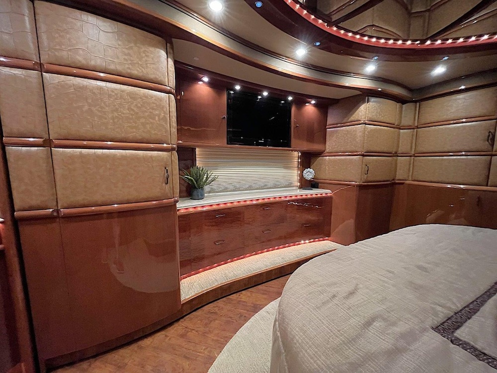 2011 Prevost Liberty H3-45 For Sale