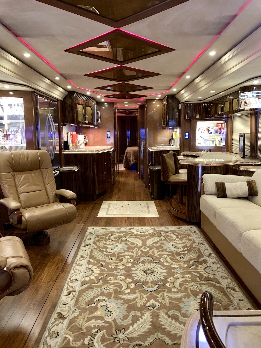 2011 Prevost Marathon H3-45 For Sale