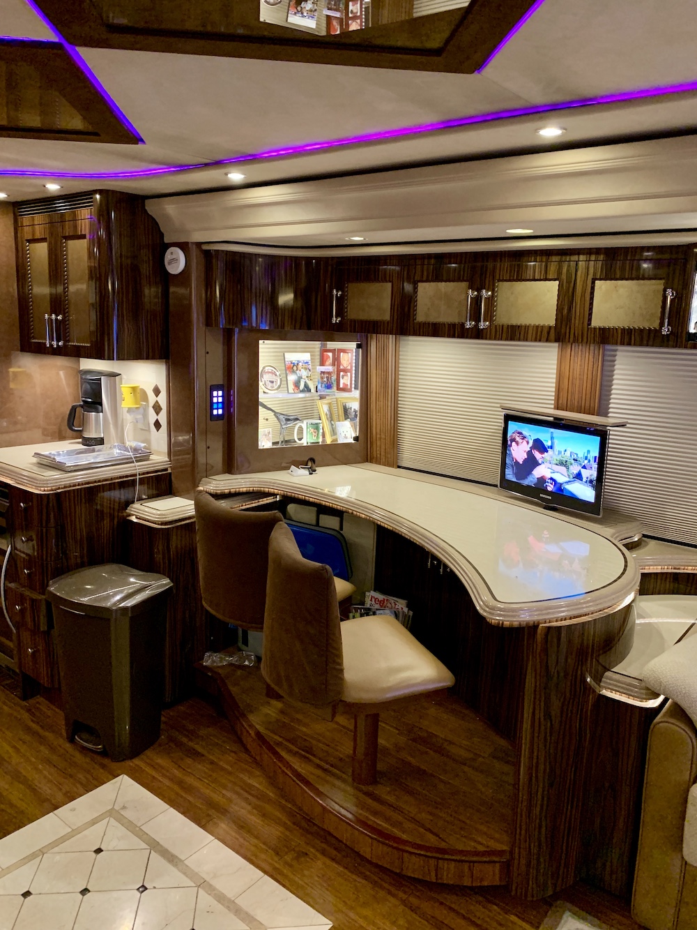 2011 Prevost Marathon H3-45 For Sale