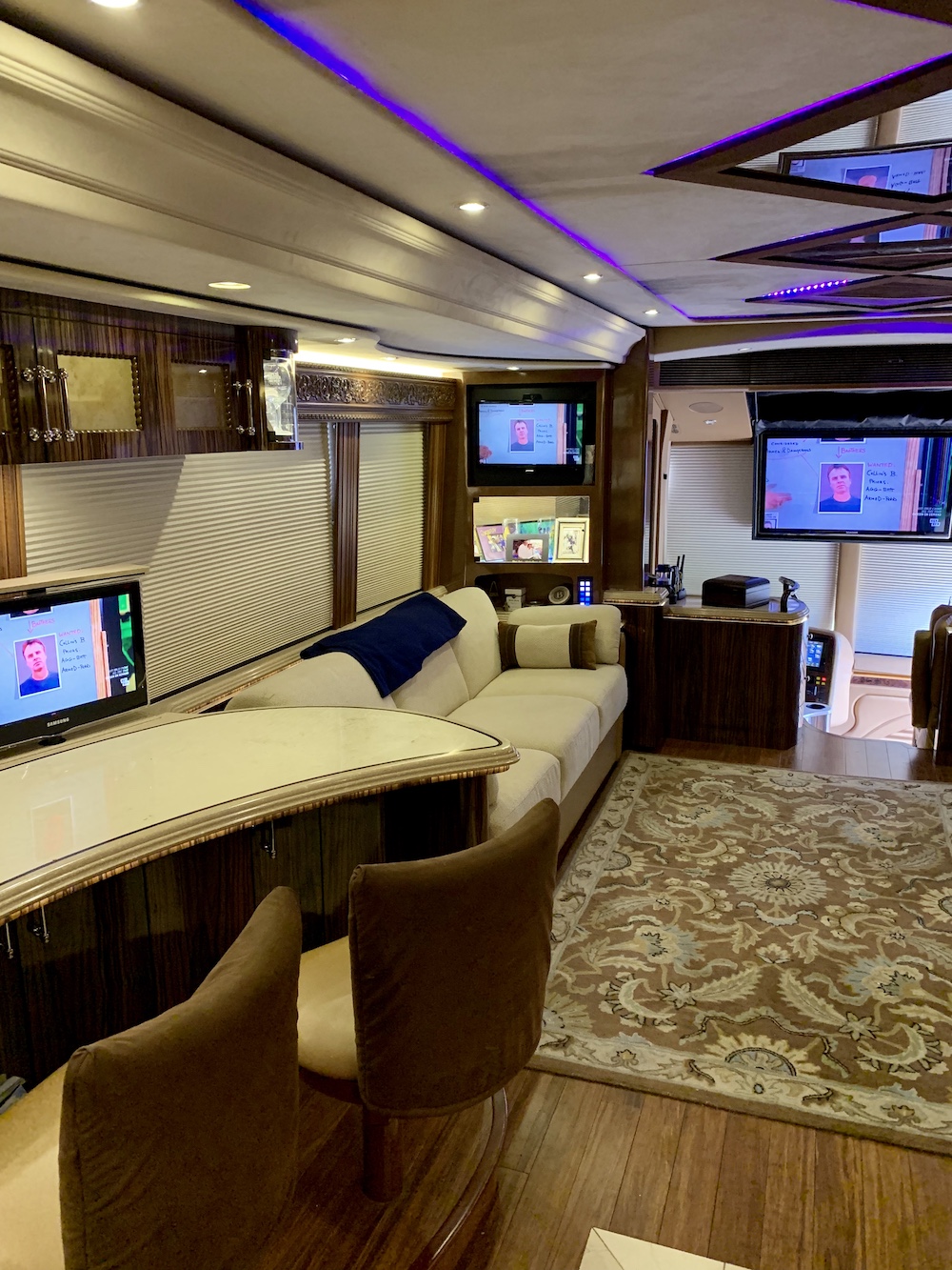 2011 Prevost Marathon H3-45 For Sale