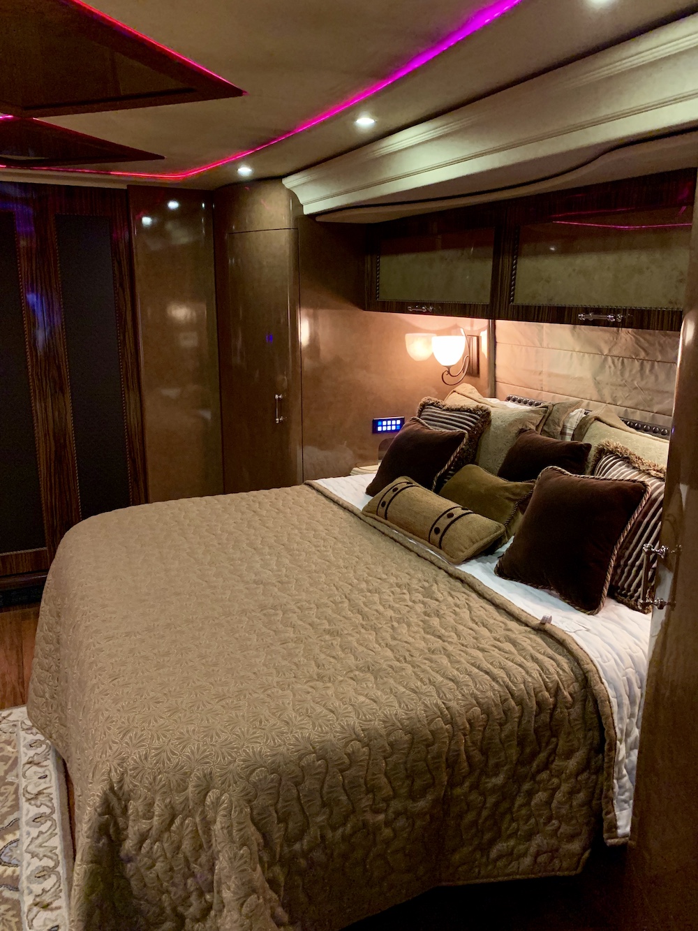 2011 Prevost Marathon H3-45 For Sale