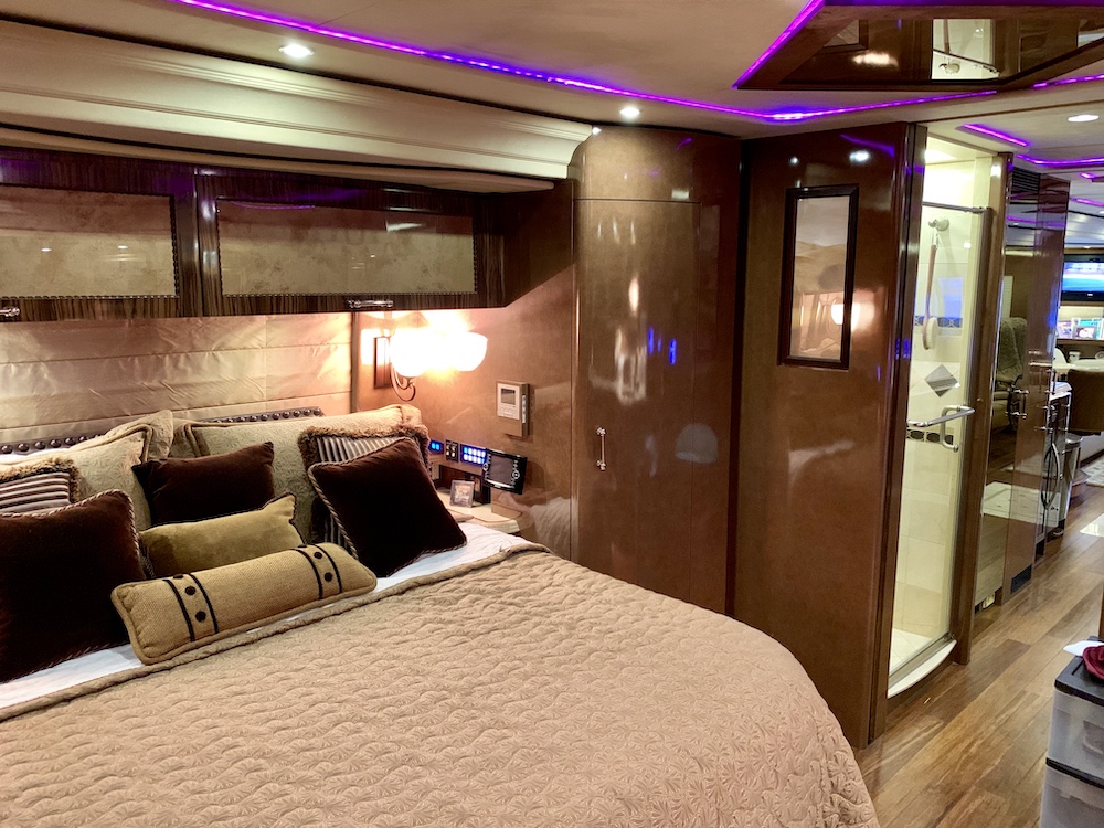 2011 Prevost Marathon H3-45 For Sale