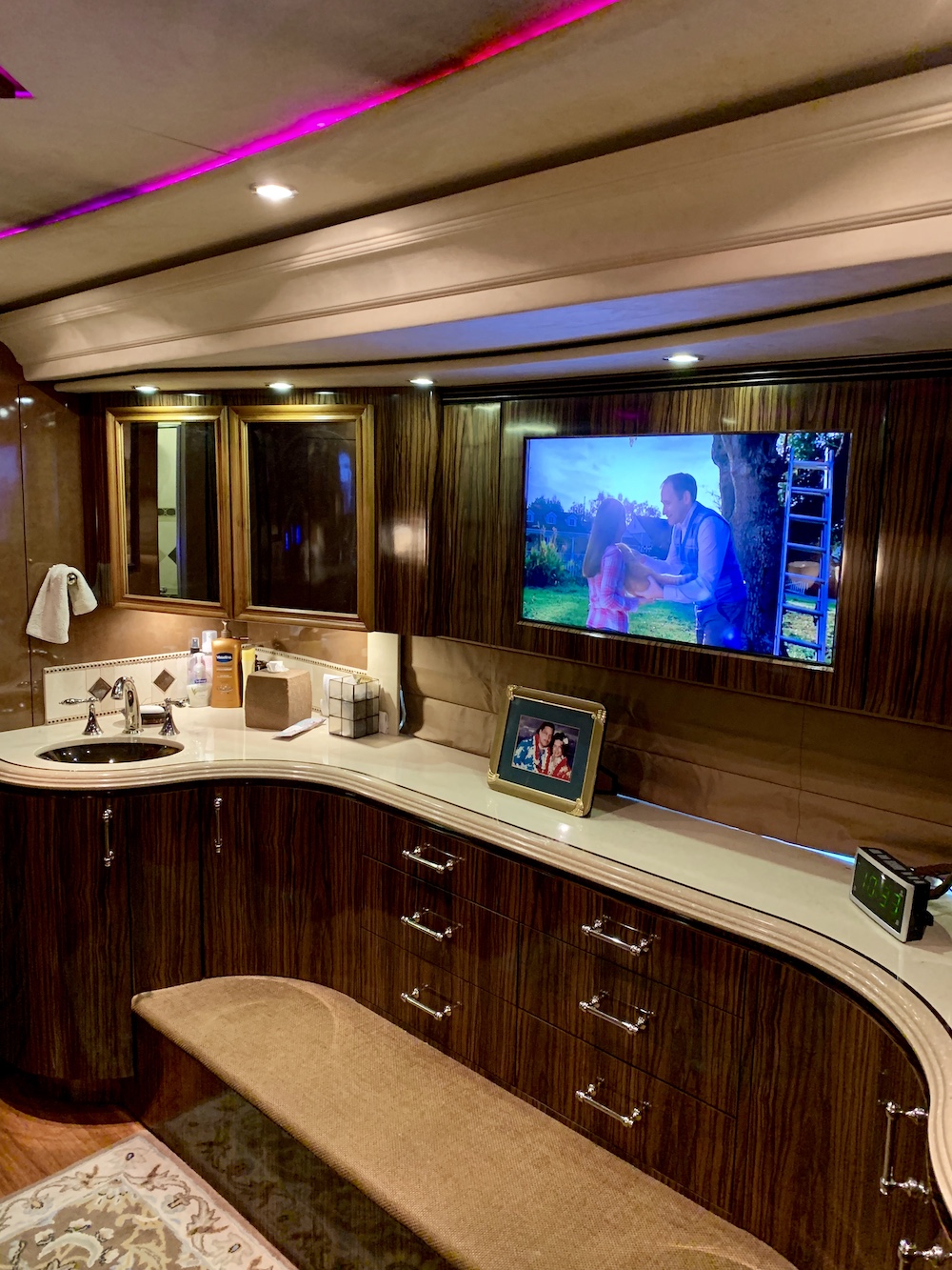 2011 Prevost Marathon H3-45 For Sale