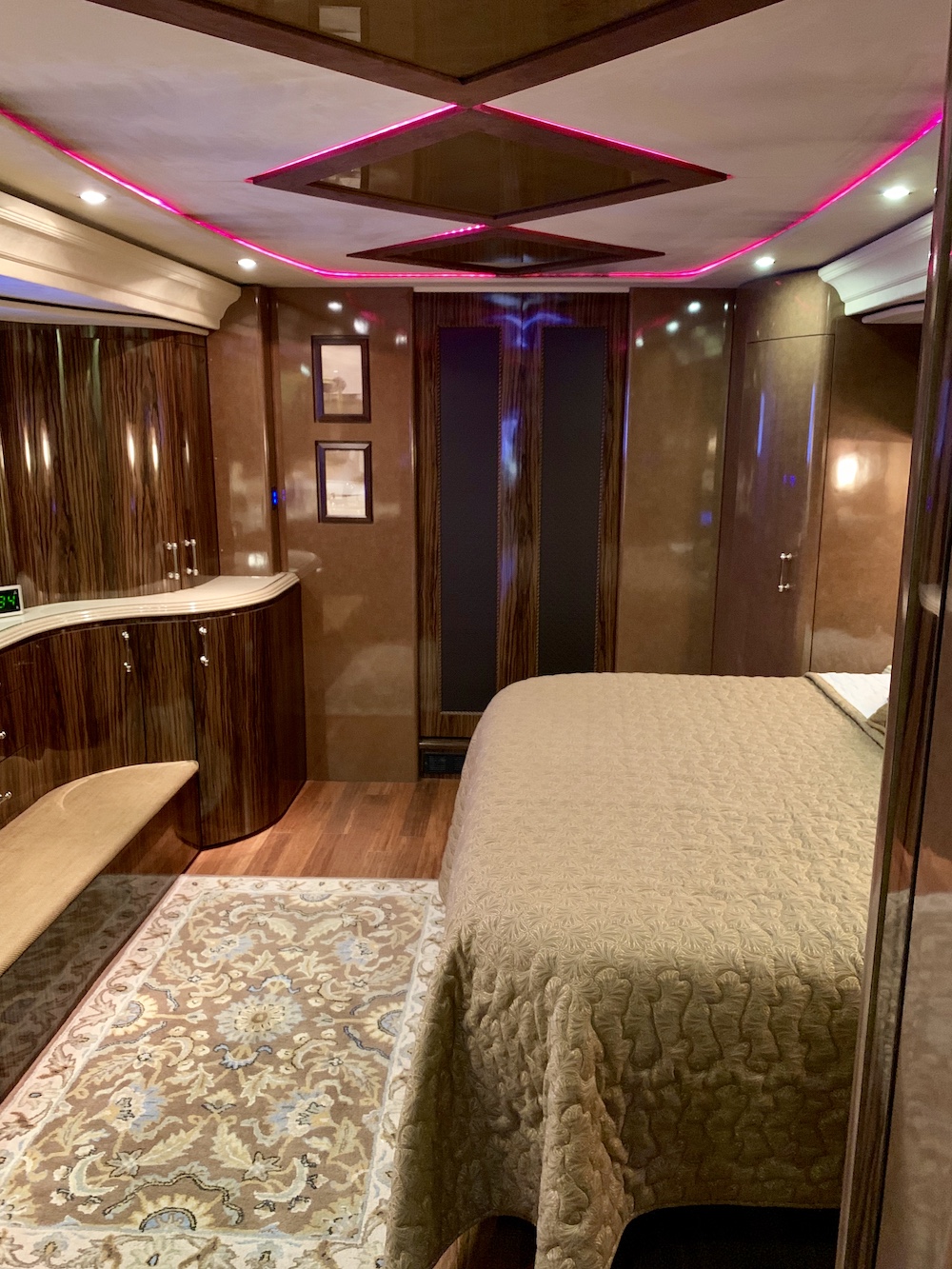 2011 Prevost Marathon H3-45 For Sale