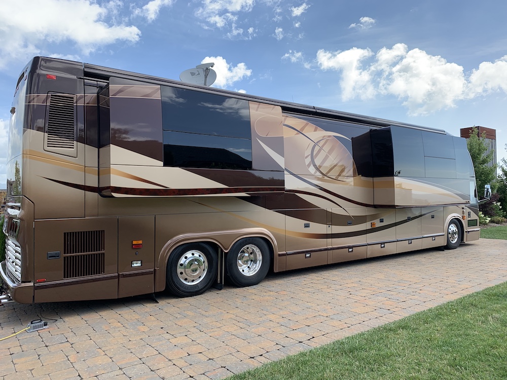 2011 Prevost Marathon H3-45 For Sale