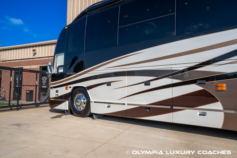 2011 Prevost Millennium H3-45 For Sale