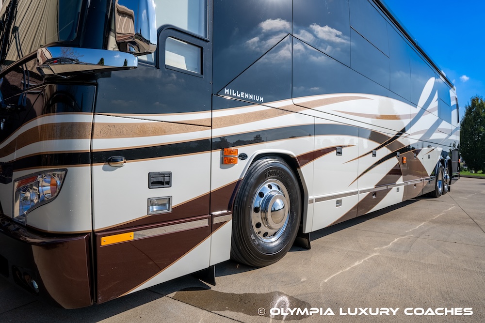 2011 Prevost Millennium H3-45 For Sale