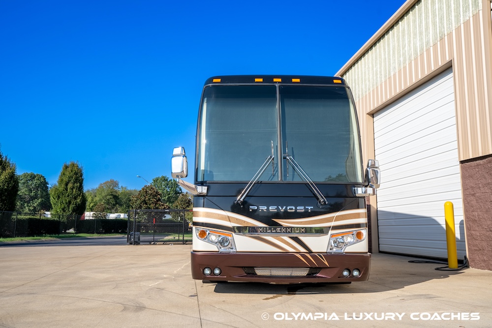 2011 Prevost Millennium H3-45 For Sale