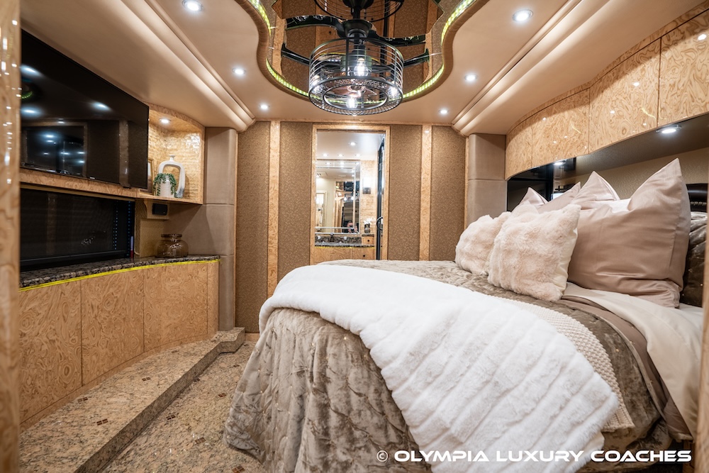 2011 Prevost Millennium H3-45 For Sale