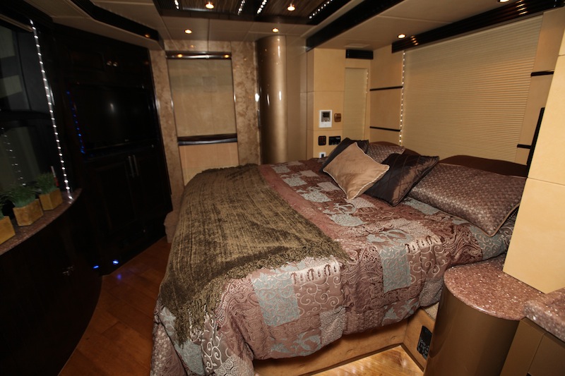 2011 Prevost Outlaw XLII For Sale