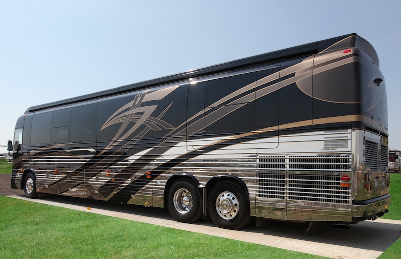 2011 Prevost Outlaw XLII For Sale