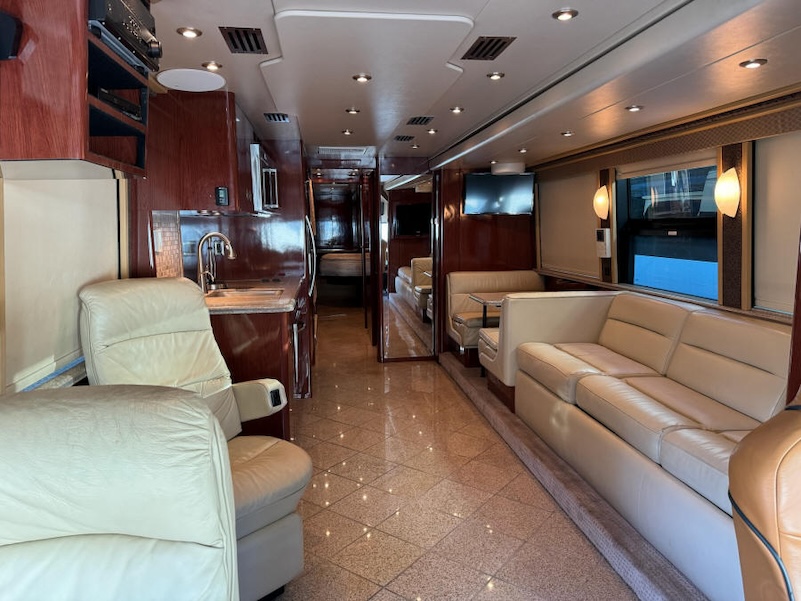 2011 Prevost Superior XLII For Sale