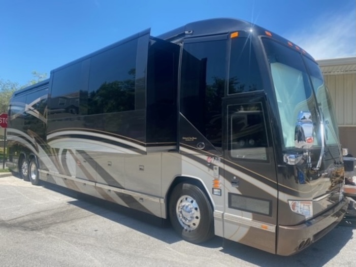 2012 Prevost Featherlite  H3-45 For Sale