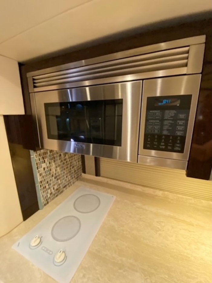 2012 Prevost Featherlite  H3-45 For Sale