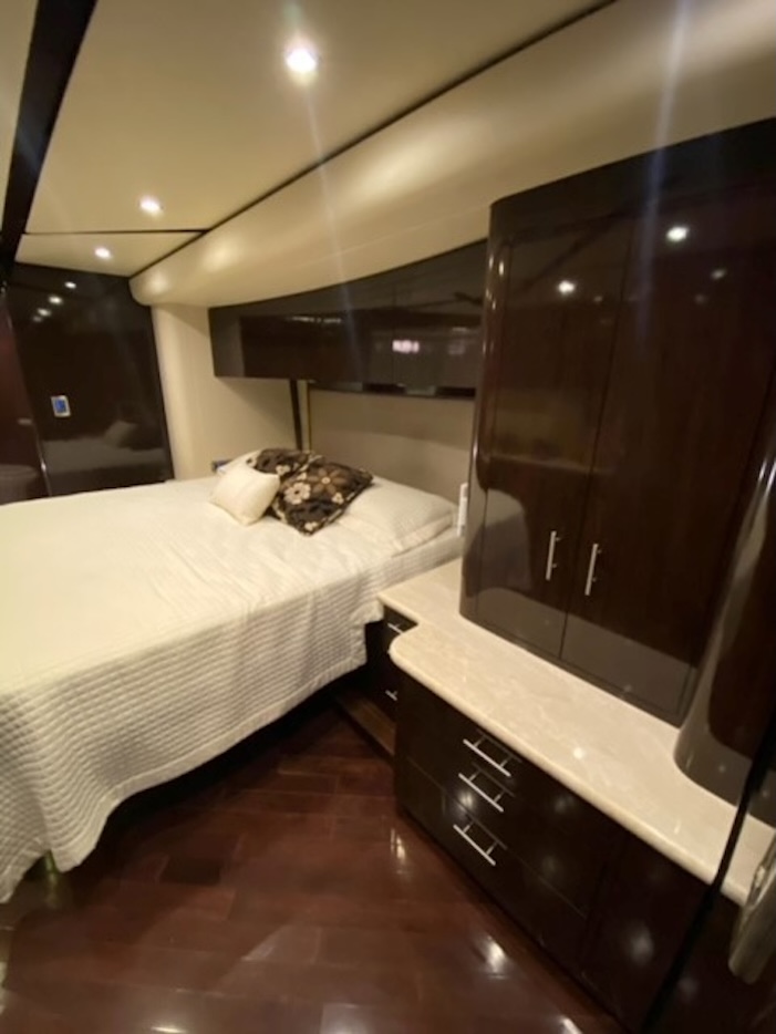 2012 Prevost Featherlite  H3-45 For Sale