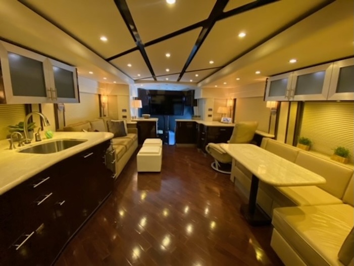 2012 Prevost Featherlite  H3-45 For Sale
