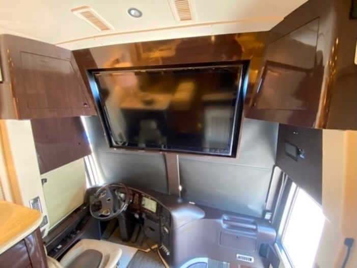 2012 Prevost Featherlite  H3-45 For Sale