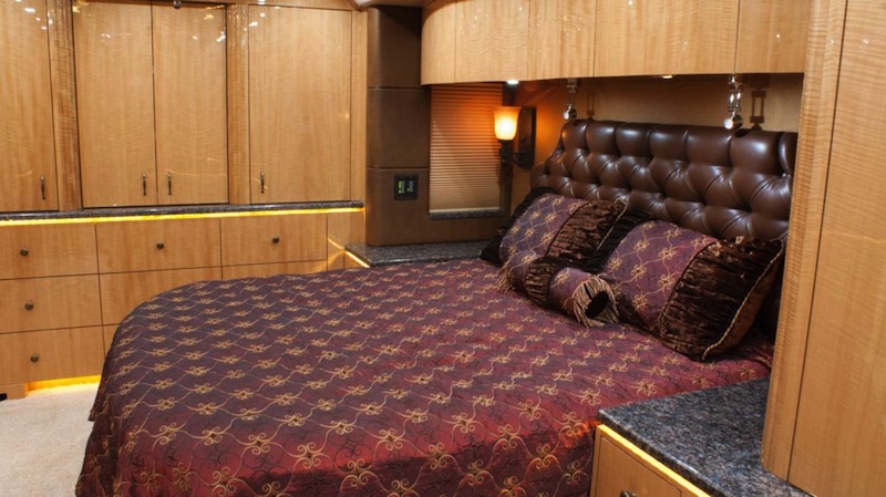 2013 Prevost Millennium H3-45 For Sale