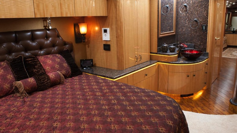 2013 Prevost Millennium H3-45 For Sale