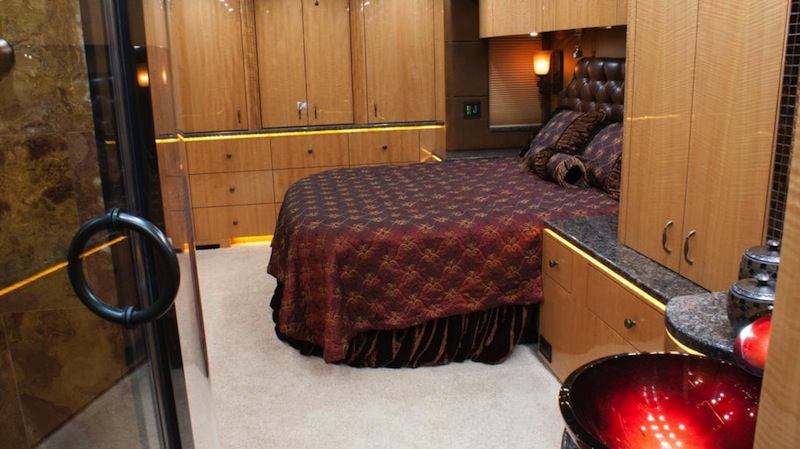 2013 Prevost Millennium H3-45 For Sale