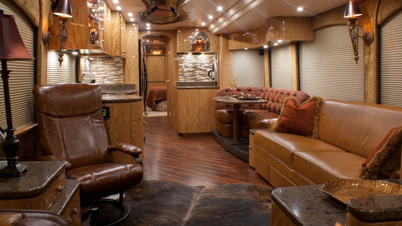 2013 Prevost Millennium H3-45