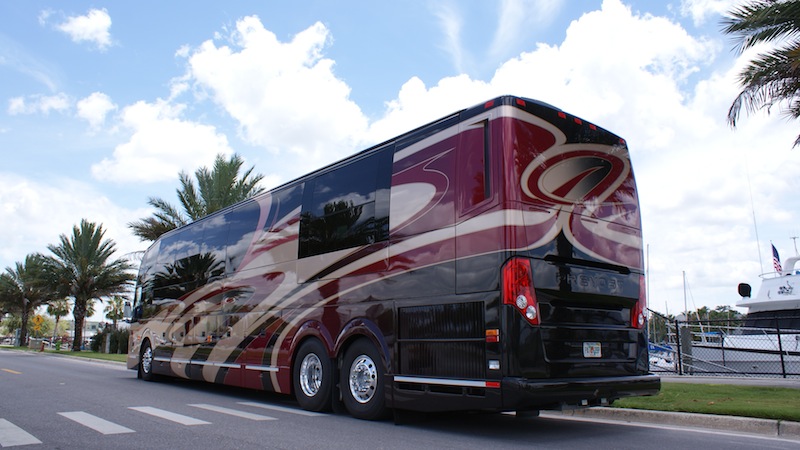 2013 Prevost Millennium H3-45