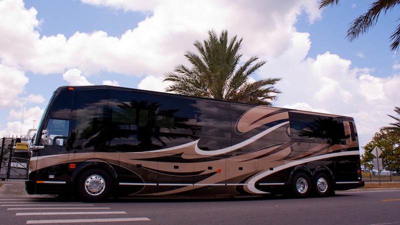 2013 Prevost Millennium H3-45