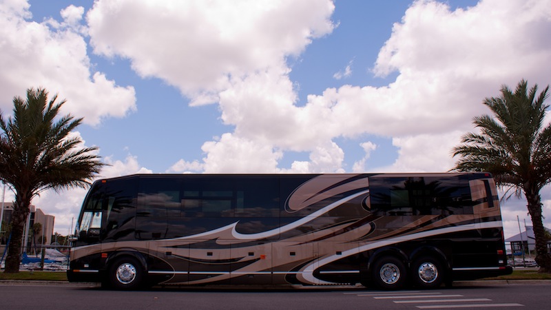 2013 Prevost Millennium H3-45