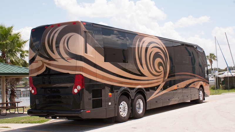 2013 Prevost Millennium H3-45