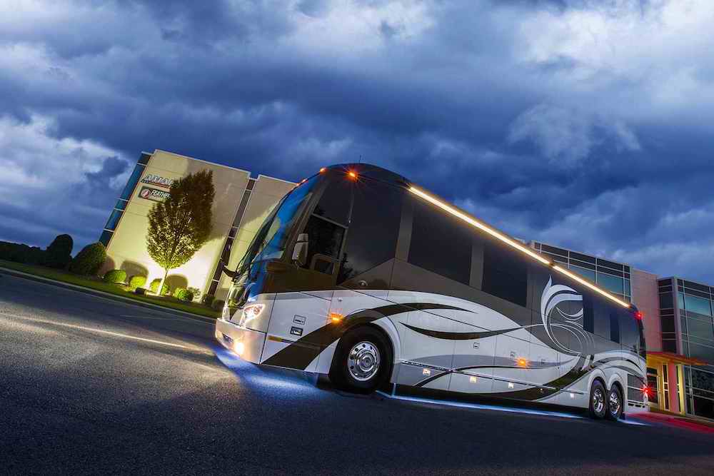 2013 Prevost Featherlite H3-45 For Sale