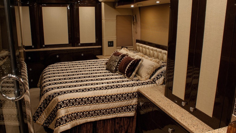 2013 Prevost Millennium H3-45 For Sale