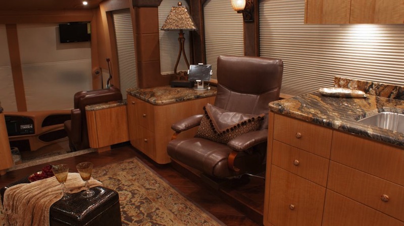 2013 Prevost Millennium H3-45 For Sale