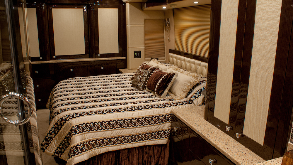 2013 Prevost Millennium H3-45 For Sale