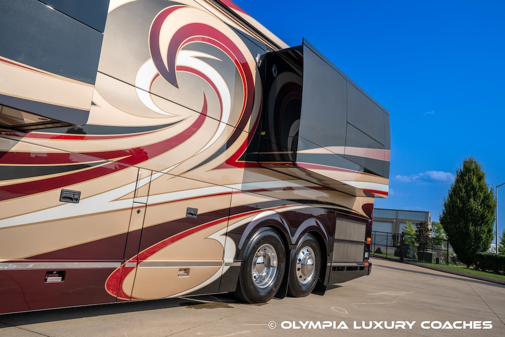 2013 Prevost Millennium H3-45 For Sale