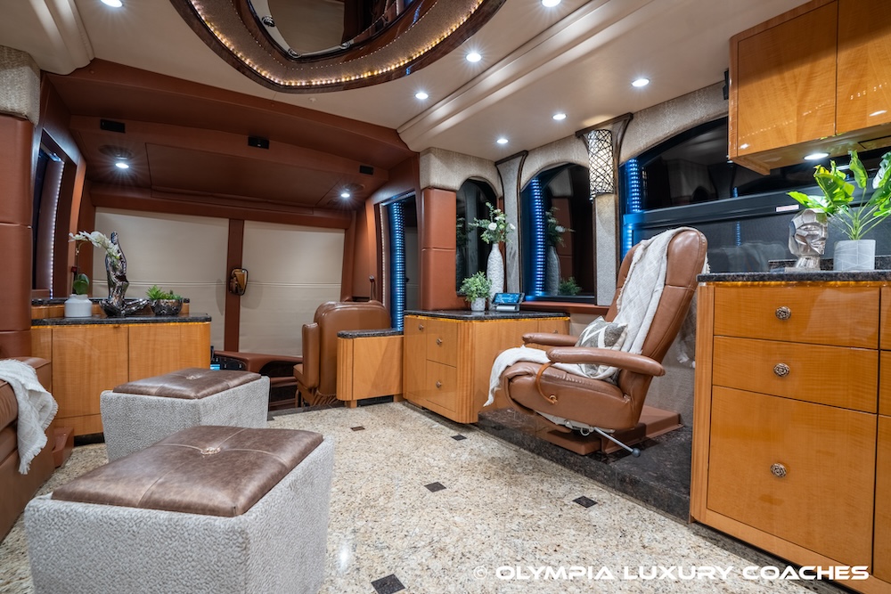 2013 Prevost Millennium H3-45 For Sale