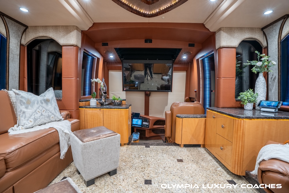 2013 Prevost Millennium H3-45 For Sale