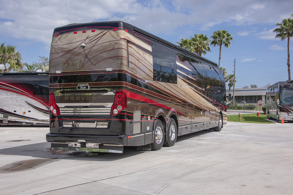 2014 Prevost Liberty H3-45 For Sale